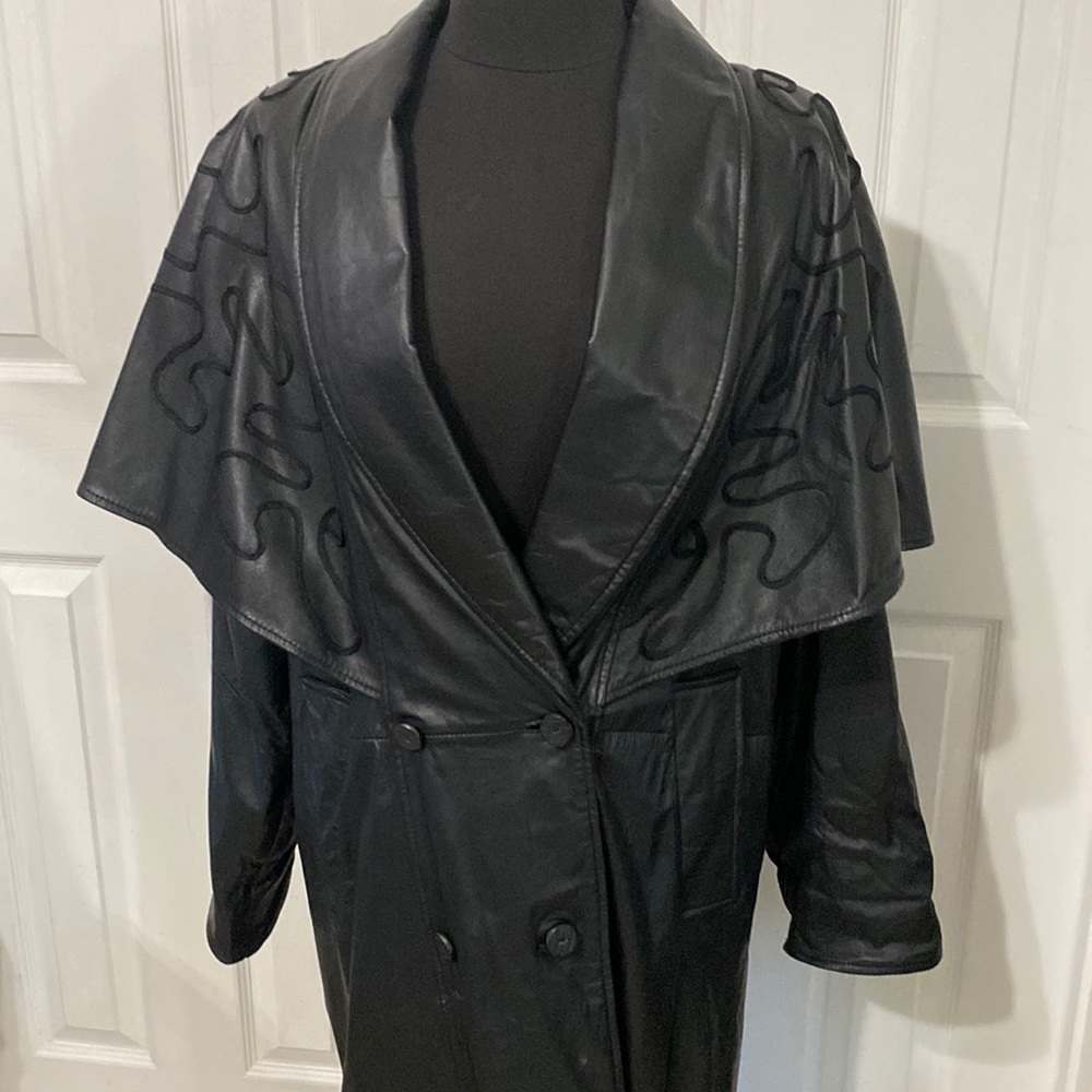 Black genuine leather 80s coat